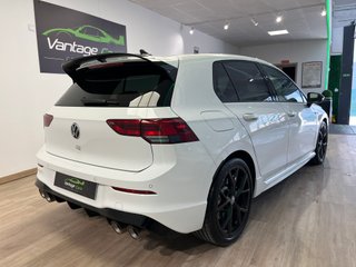 Volkswagen Golf 8 R PERFORMANCE