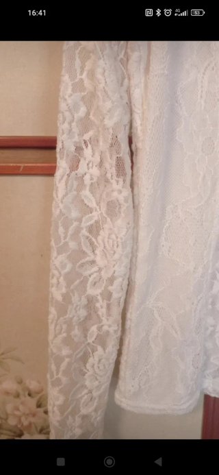 Camicia in pizzo bianca da bambina