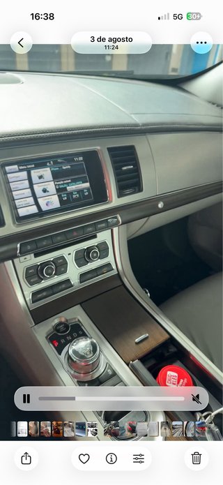 Jaguar XF 2013