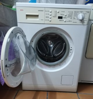 Lavadora AEG Lavamat L60621