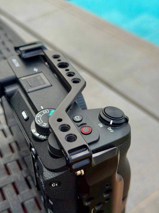 Sony A6700 (como nueva)