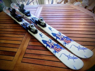 Snowblades 120 cm. Sci corti. Big Foot.