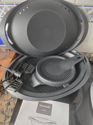 Thermomix TM6 año 2020, cuchilla a estrenar.