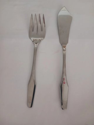 Pala y Tenedor para servir Pescado Gourmet