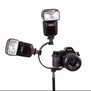 Soporte de Flash para cámara en forma de C