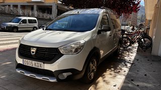 Dacia Dokker Stepway 5 plazas 2017 bola remolque
