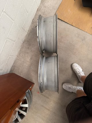 2 Llantas Fiat Bravo, con dos gomas