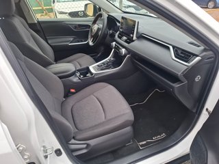Toyota RAV4 220 hybrid 4X4 BUSINESS