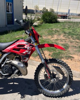 Moto Gas Gas EC 250 Roja