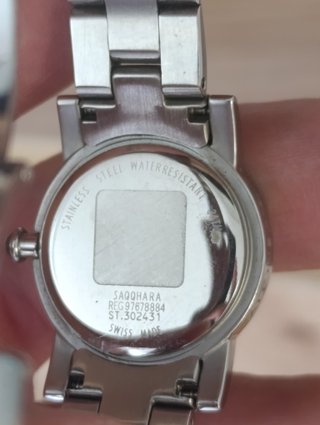 Reloj Givenchy Plateado y Negro