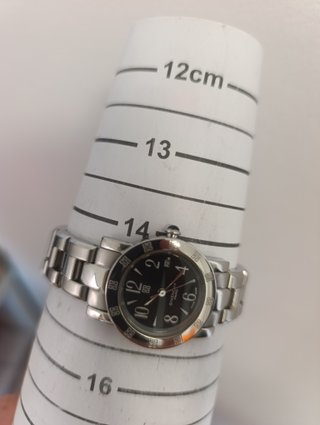 Reloj Givenchy Plateado y Negro