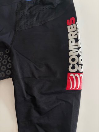 Traje Compressport Aero Triatlon Kona