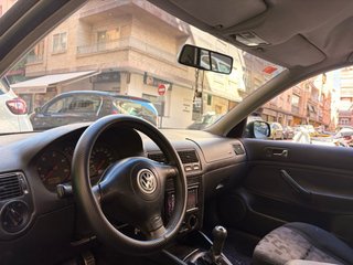Volkswagen Golf 1998