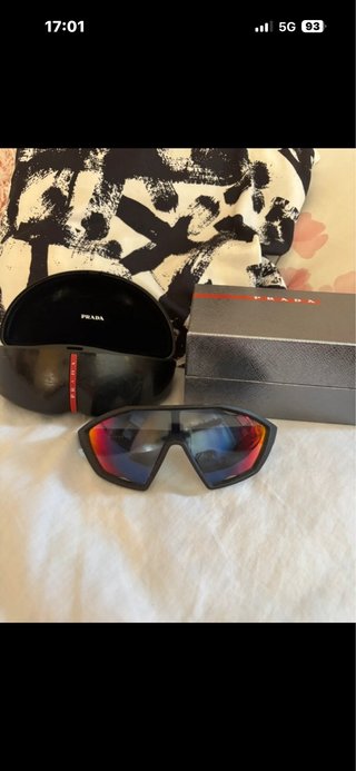 Gafas Prada Luna Rossa Negras