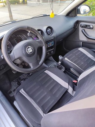 SEAT Cordoba 2003