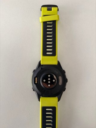 Garmin Forerunner 970 Negro y Amarillo