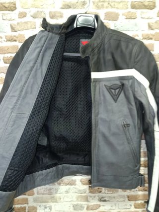 Chaqueta de Moto Dainese de Piel Talla 48