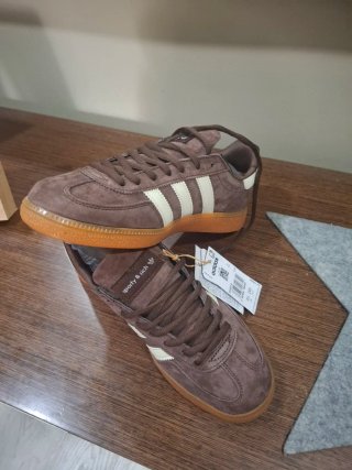 Zapatillas Adidas Marrones Talla 40 Nuevas