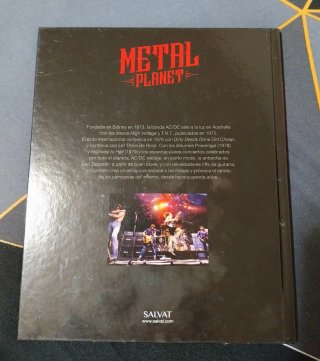 Libro AC/DC Metal Planet