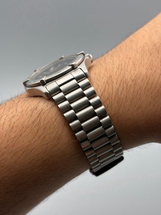 TAG Heuer 2000 Professional Quartz Vintage