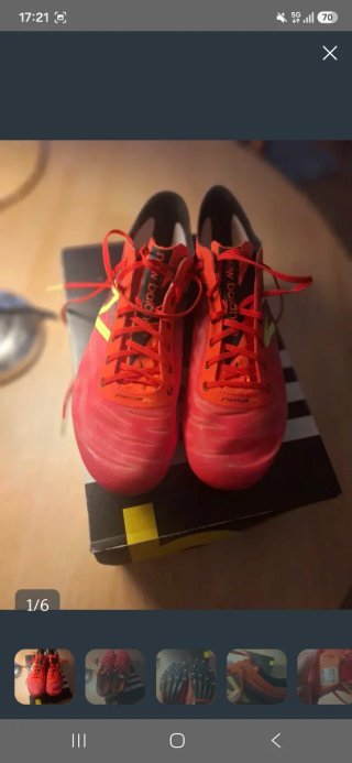 2 zapatillas Adidas grises y blancas
