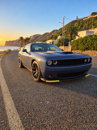 Dodge Challenger R/T Scat Pack 2021 HEMI V8 6.4l