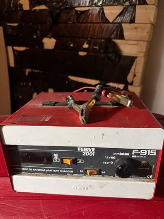 Cargador de Baterías Ferve F-915