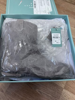Botines de piel para niña