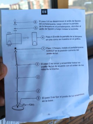 Lámpara de pie moderna
