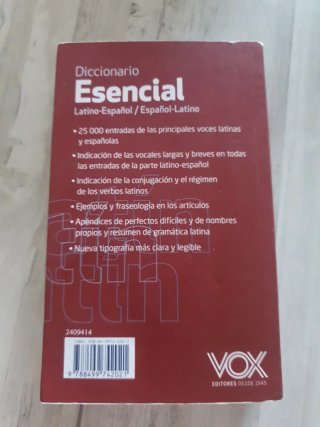 Diccionario esencial latino-español, español-la...