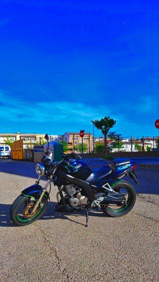 Daelim Roadwin 125cc Negra