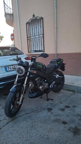 Daelim Roadwin 125cc Negra
