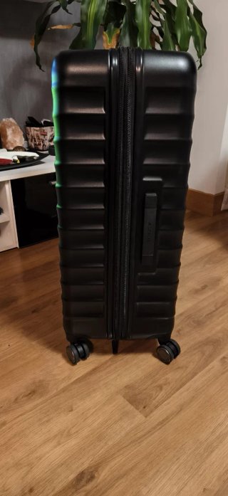 Maleta Samsonite Negra. NUEVA.