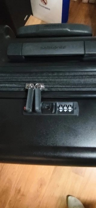 Maleta Samsonite Negra. NUEVA.
