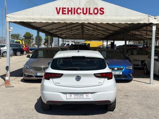 Opel Astra 2016