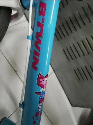 Bici sin pedales B'TWIN azul y rosa