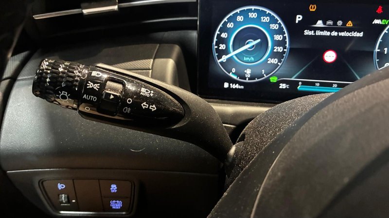 Hyundai Tucson 1.6 TGDI HEV AT MAXX SAFE 2023, foto 14