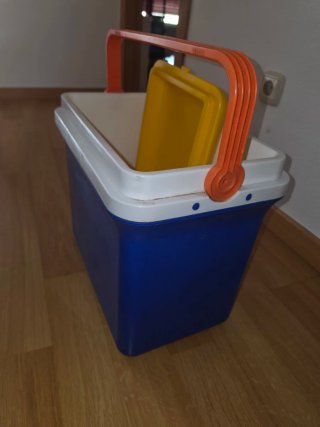 Regalo Nevera frio azul y amarilla