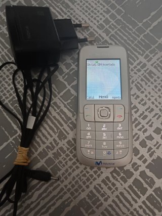 Nokia 2630 (RM-298) Plateado