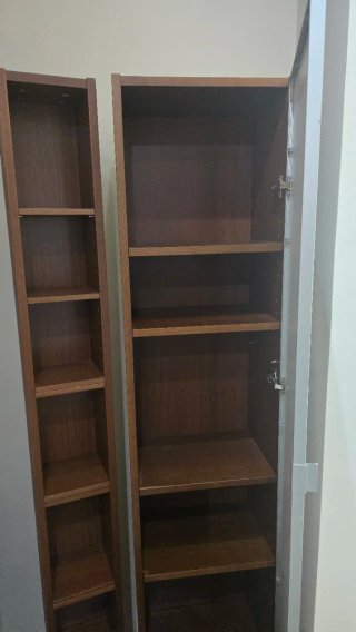 Mueble Billy y módulo CD/Libros