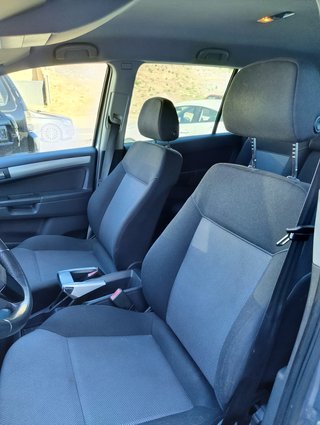 Opel Zafira 2010