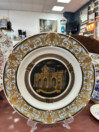 Lote 2 Platos Porcelana Vintage Madrid Oro