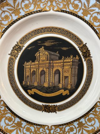 Lote 2 Platos Porcelana Vintage Madrid Oro