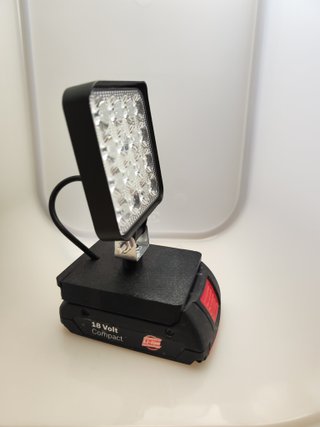 FOCO LED DE 48W PARA BATERÍAS BOSCH PROFESIONAL