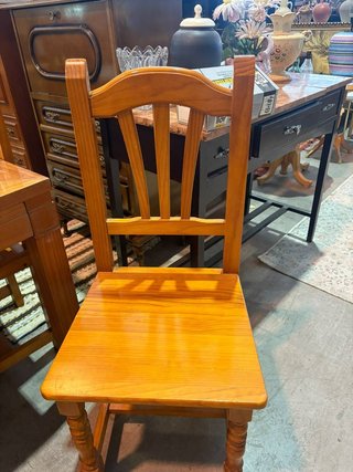 MESA PROVENZAL CON 6 SILLAS