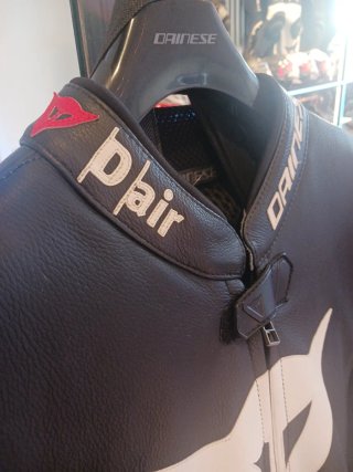Mono Dainese Avro D-air Talla 50