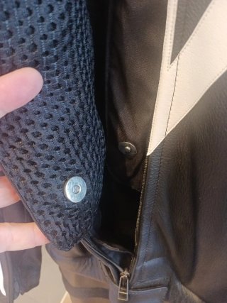 Mono Dainese Avro D-air Talla 50