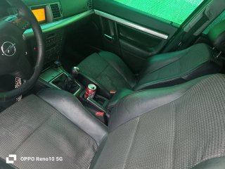 Opel Vectra 2024