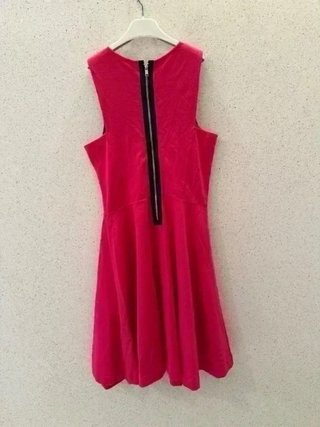 Abitino rosa con dettagli neri
