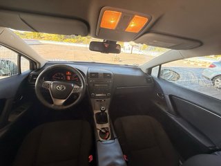 Toyota Avensis 2010